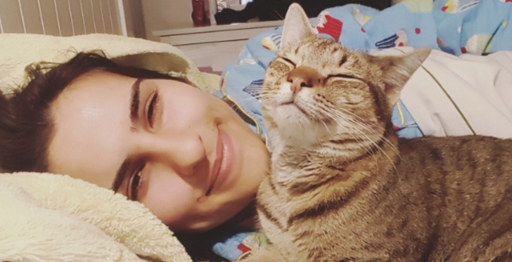 γατες ιδιοκτητες εξυπνες πιστες