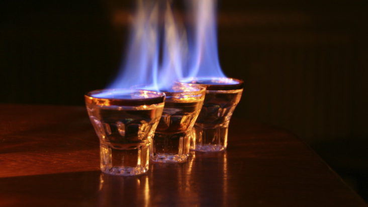 τα πιο δυνατα ποτα στον κοσμο τοπ10 πανω απο 80% αλκοολ