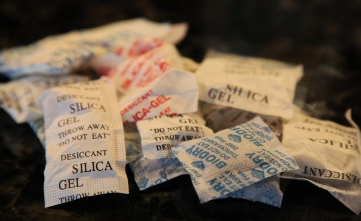 σακουλάκια silica gel χρήσεις υγράσια